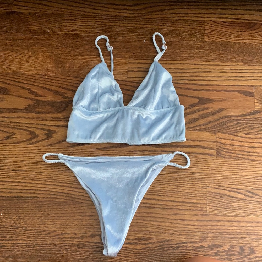 Frankie’s bikinis blue velvet suit